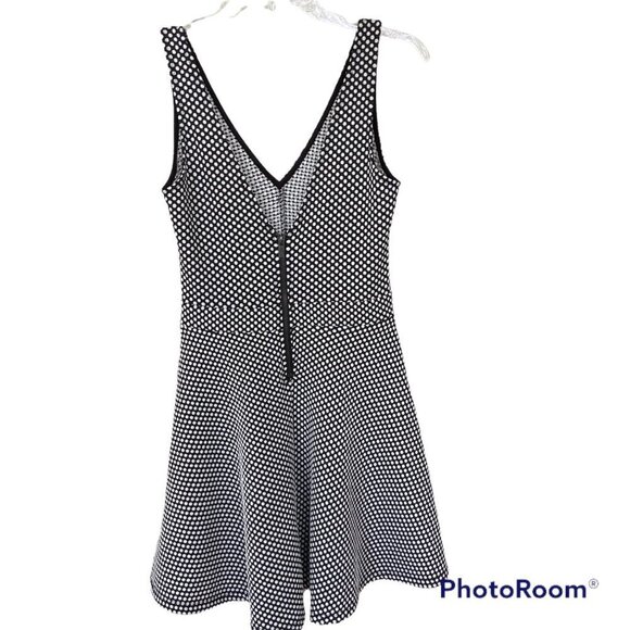 ✨2/$20✨ Forever 21 Black and White Polka Dots A-Line Dress Size Medium - Picture 2 of 12